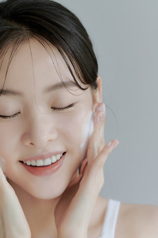 [celimax] The Real Noni Acne Bubble Cleanser 155ml