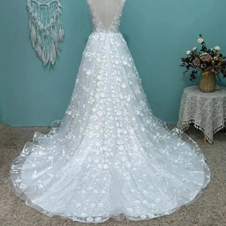 3D Flowers Lace Wedding Gown - Diva Melody