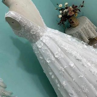 3D Flowers Lace Wedding Gown - Diva Melody