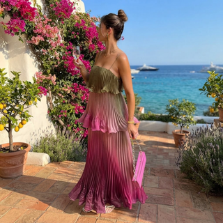 Ombre Pleated Spaghetti Strap Midi Dress