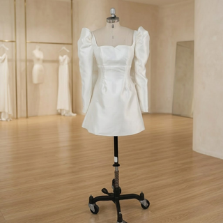 Elegant Detachable Bow Mini Wedding Dress