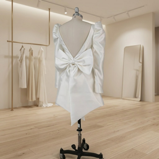 Elegant Detachable Bow Mini Wedding Dress