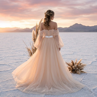 Vestido de novia de tul con hombros descubiertos