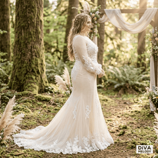 Backless Lace Vintage Wedding Gown - Diva Melody