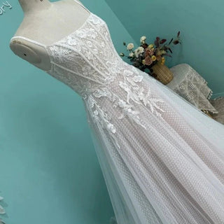 Boho Appliques Lace Wedding Dress - Diva Melody