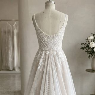 Boho Appliques Lace Wedding Dress - Diva Melody