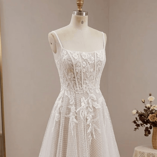 Boho Appliques Lace Wedding Dress - Diva Melody