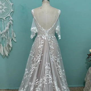 Chic Leaf Lace Boho Wedding Dress - Diva Melody