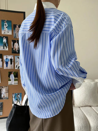 Chic Loose - Fit Striped Button - Up Shirt - Diva Melody