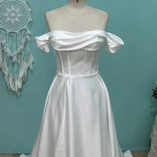 Elegant Cap Sleeve Wedding Dress - Diva Melody