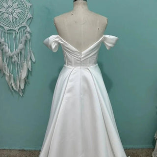 Elegant Cap Sleeve Wedding Dress - Diva Melody