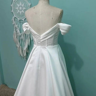 Elegant Cap Sleeve Wedding Dress - Diva Melody