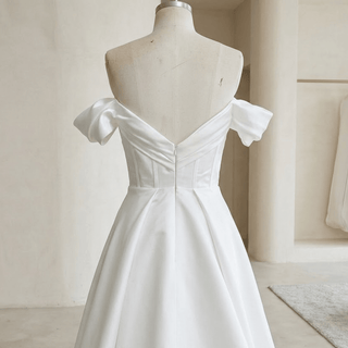Elegant High-end Satin Wedding Dress - Diva Melody