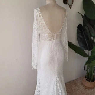 Elegant Lace Bridal Gown - Diva Melody