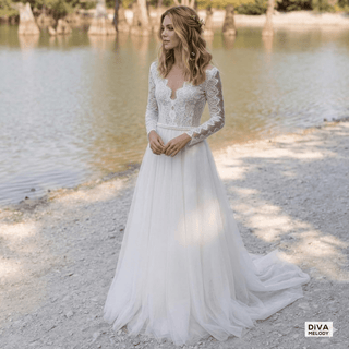 Elegant Long Sleeves Wedding Gown - Diva Melody