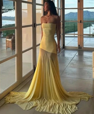 Elegant Strapless Pleated Dress - Diva Melody