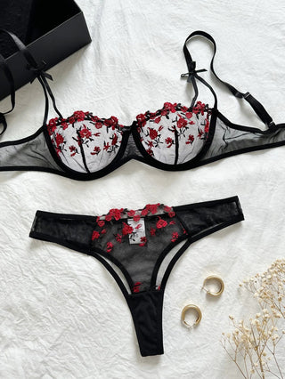 Floral Embroidery Lingerie Set - Diva Melody