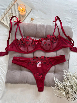 Floral Embroidery Lingerie Set - Diva Melody
