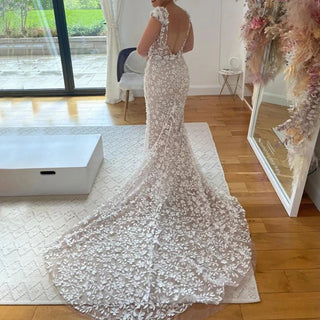 Floral Lace Mermaid Gown - Diva Melody