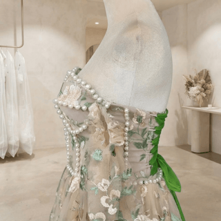 Glamorous Flower Lace Wedding Dresses - Diva Melody
