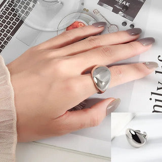 Glossy Wide Version Exaggerated Metal Adjustable Rings - Diva Melody