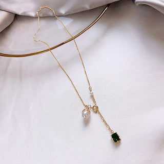 Green Pendant Pearl Delicate Elegant Clavicle Chain Necklace - Diva Melody