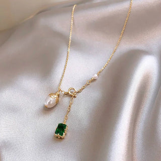 Green Pendant Pearl Delicate Elegant Clavicle Chain Necklace - Diva Melody