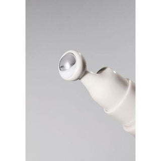 [Innisfree] Green Tea Hyaluronic Glow Eye & Faceball 10ml - Diva Melody