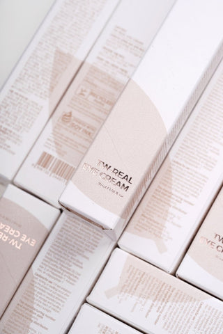 [Isntree] TW-Real Eye Cream 30ml - Diva Melody