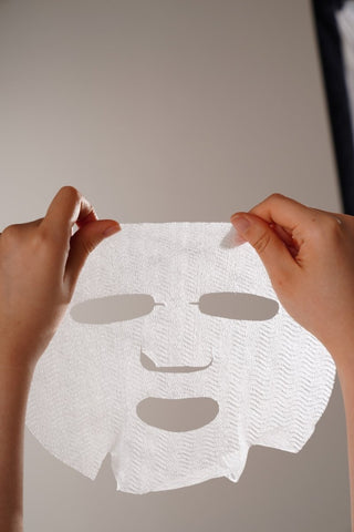 [Isntree] Ultra-Low Molecular Hyaluronic Acid Mask 10ea - Diva Melody