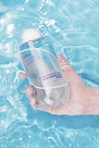 [Isntree] Ultra-Low Molecular Hyaluronic Acid Toner 300ml - Diva Melody