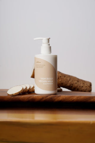 [Isntree] Yam Root Vegan Milk Cleanser 220ml - Diva Melody
