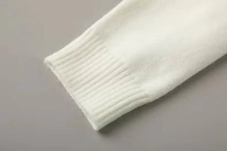 Jacquard Bear Knit Pullover Sweater - Diva Melody