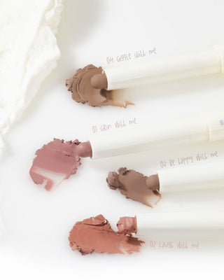 [Lilybyred] Smiley Lip Blending Stick 01 Grin with me - Diva Melody