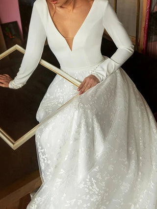 Long - Fitted Sleeves Wedding Dress - Diva Melody