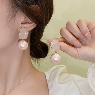 Luxury Elegant Pearl Dangle Earrings - Diva Melody