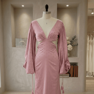 Minimalist Side-Cutout Wedding Dress - Diva Melody