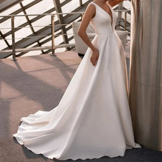 Satin Minimalist Wedding Dress - Diva Melody