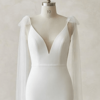 Simple Modern Mermaid Bridal Gown - Diva Melody