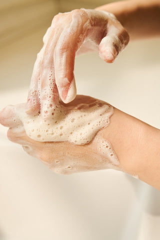 [Skin1004] Madagascar Centella Ampoule Foam - 2 Size - Diva Melody