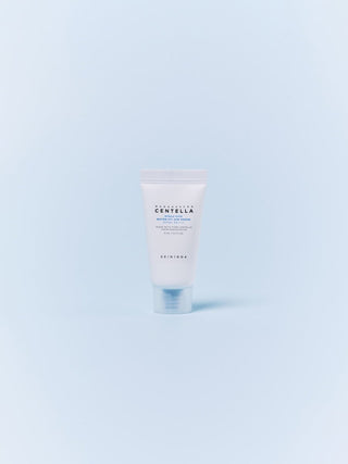 [Skin1004] Madagascar Centella Hyalu-Cica Water-Fit Sun Serum - 3 Size - Diva Melody