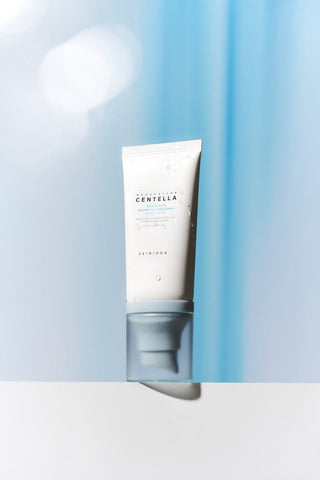 [Skin1004] Madagascar Centella Hyalu-Cica Water-Fit Sun Serum 50ml - Diva Melody