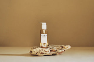 [Skin1004] Madagascar Centella Light Cleansing Oil 200ml - Diva Melody