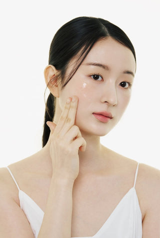 [Skin1004] Madagascar Centella Niacinamide 10 Boosting Shot Ampoule 30ml - Diva Melody