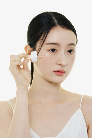 [Skin1004] Madagascar Centella Niacinamide 10 Boosting Shot Ampoule 30ml - Diva Melody