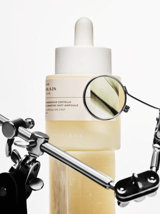 [Skin1004] Madagascar Centella Retinol 0.2 Boosting Shot Ampoule 30ml - Diva Melody