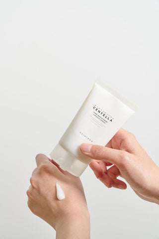[Skin1004] Madagascar Centella Tone Brightening Capsule Cream 75ml - Diva Melody