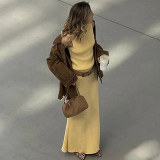 Sleeveless Knit Turtleneck Top & Slim Skirt Set - Diva Melody