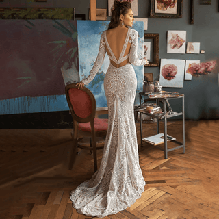 V - Neck Lace Mermaid Wedding Dress - Diva Melody