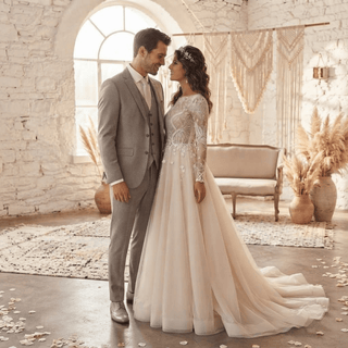 Vintage-Inspired Boho Wedding Dress - Diva Melody